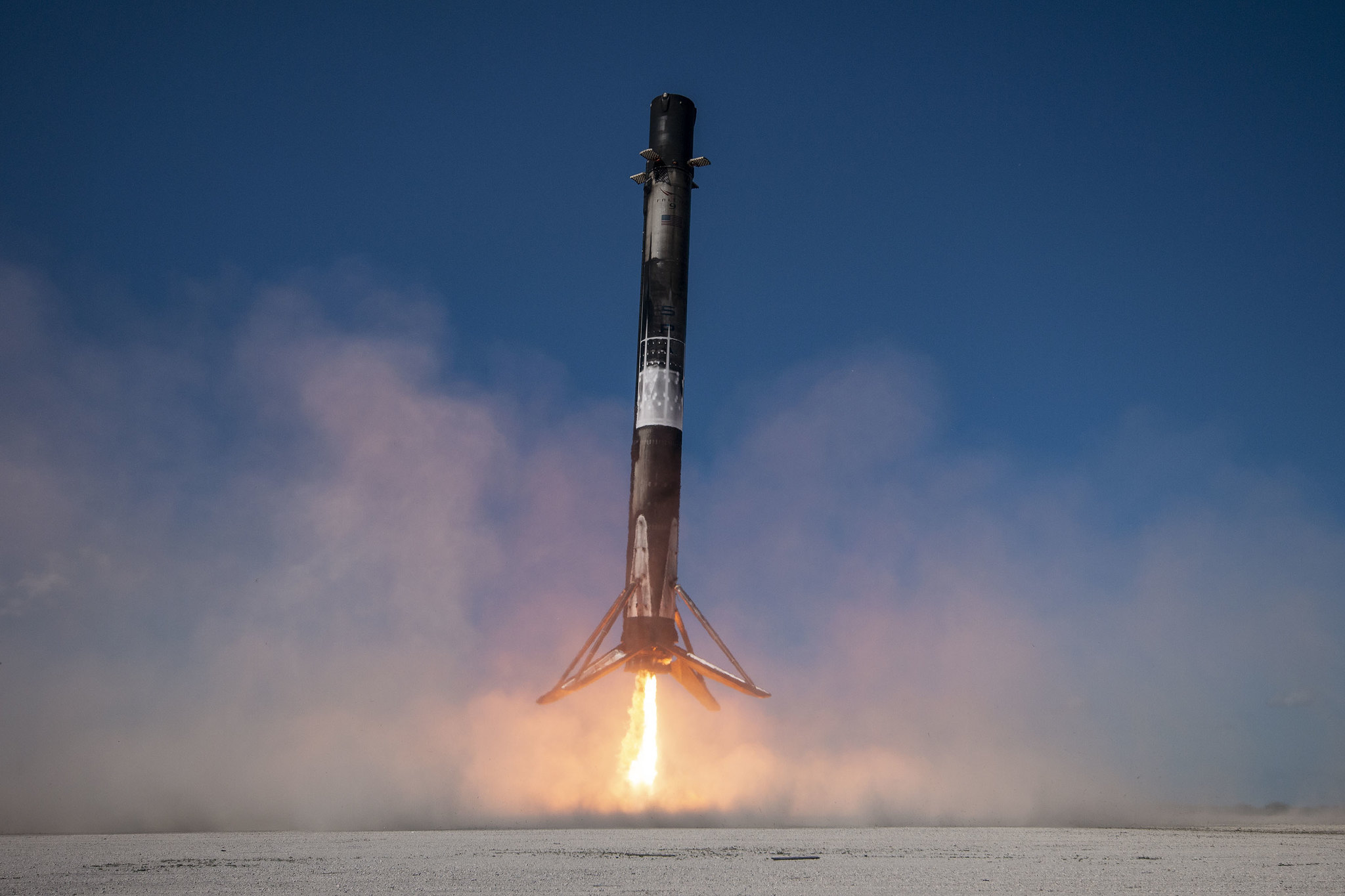 Track SpaceX Booster Returns: Booster lands